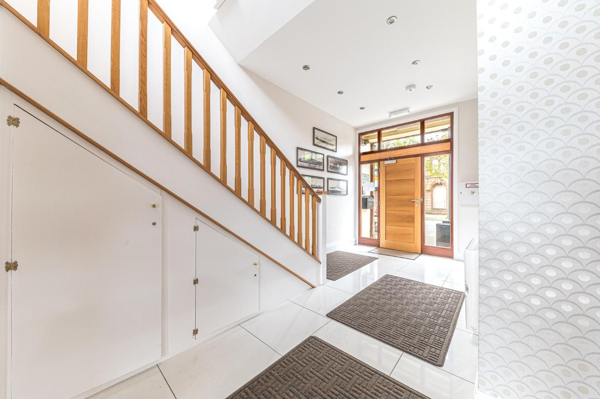Abbey Apartments Modern Aparthotel For Tourists & Professionals بارو في فرنيس المظهر الخارجي الصورة
